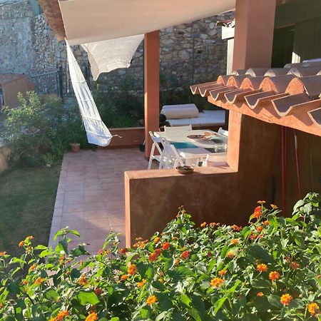 Villasimius Il Patio Sul Porto Екстериор снимка