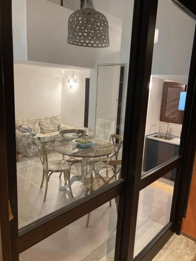 Villasimius Il Patio Sul Porto Екстериор снимка