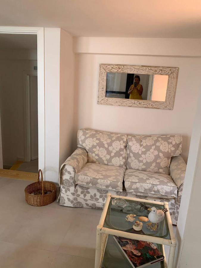 Villasimius Il Patio Sul Porto Екстериор снимка