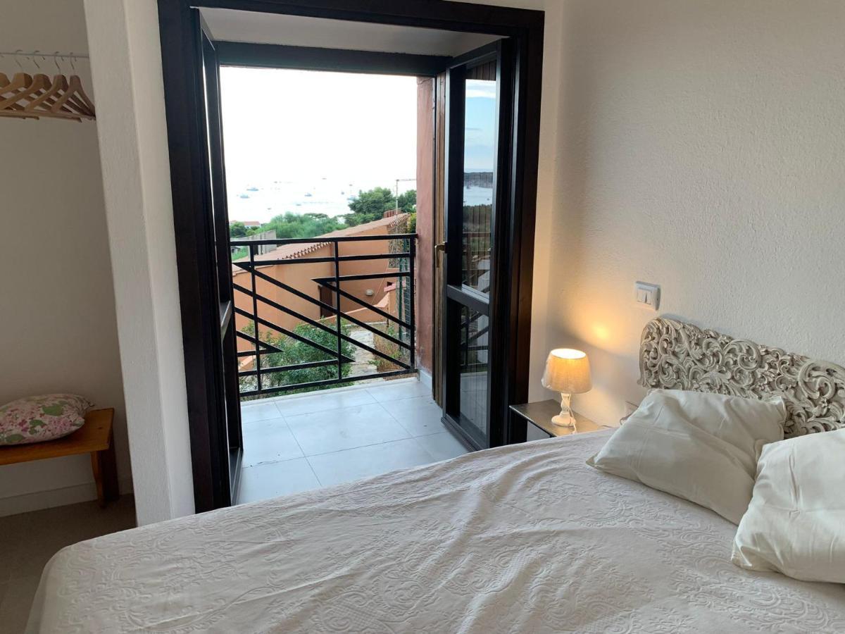 Villasimius Il Patio Sul Porto Екстериор снимка